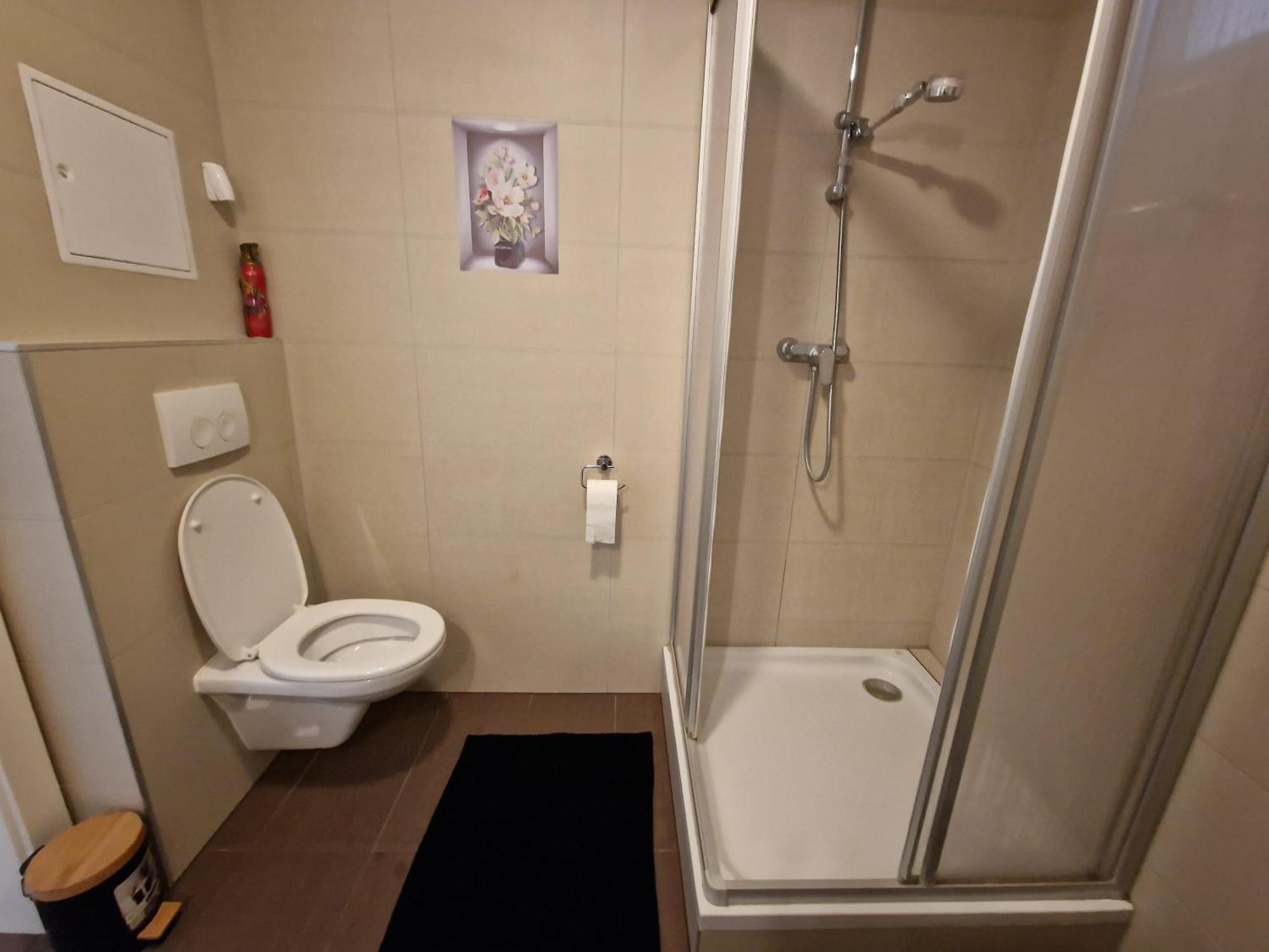 Vienna Danube Garden Apartment 22 Exterior photo